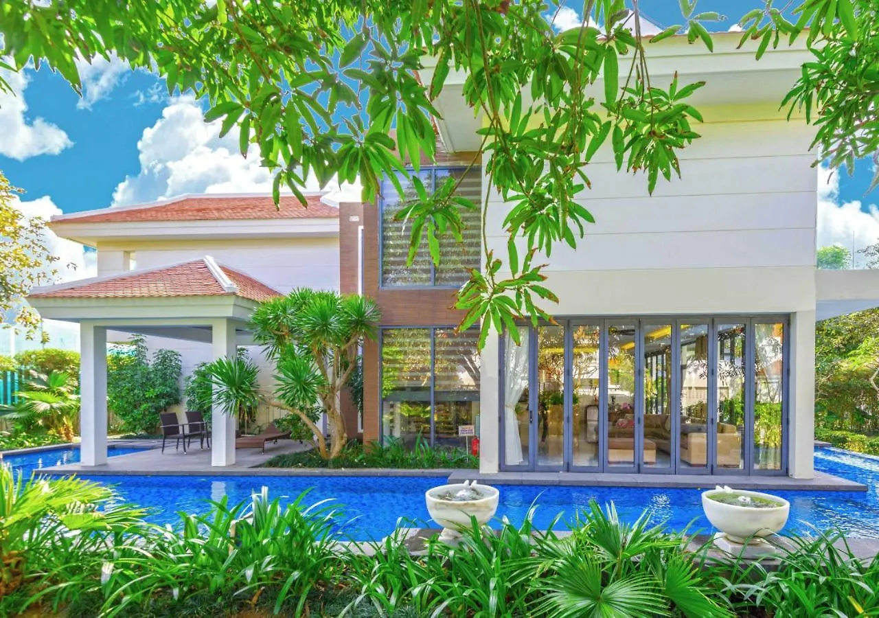 Golden Beachside Resort Danang Vietnam