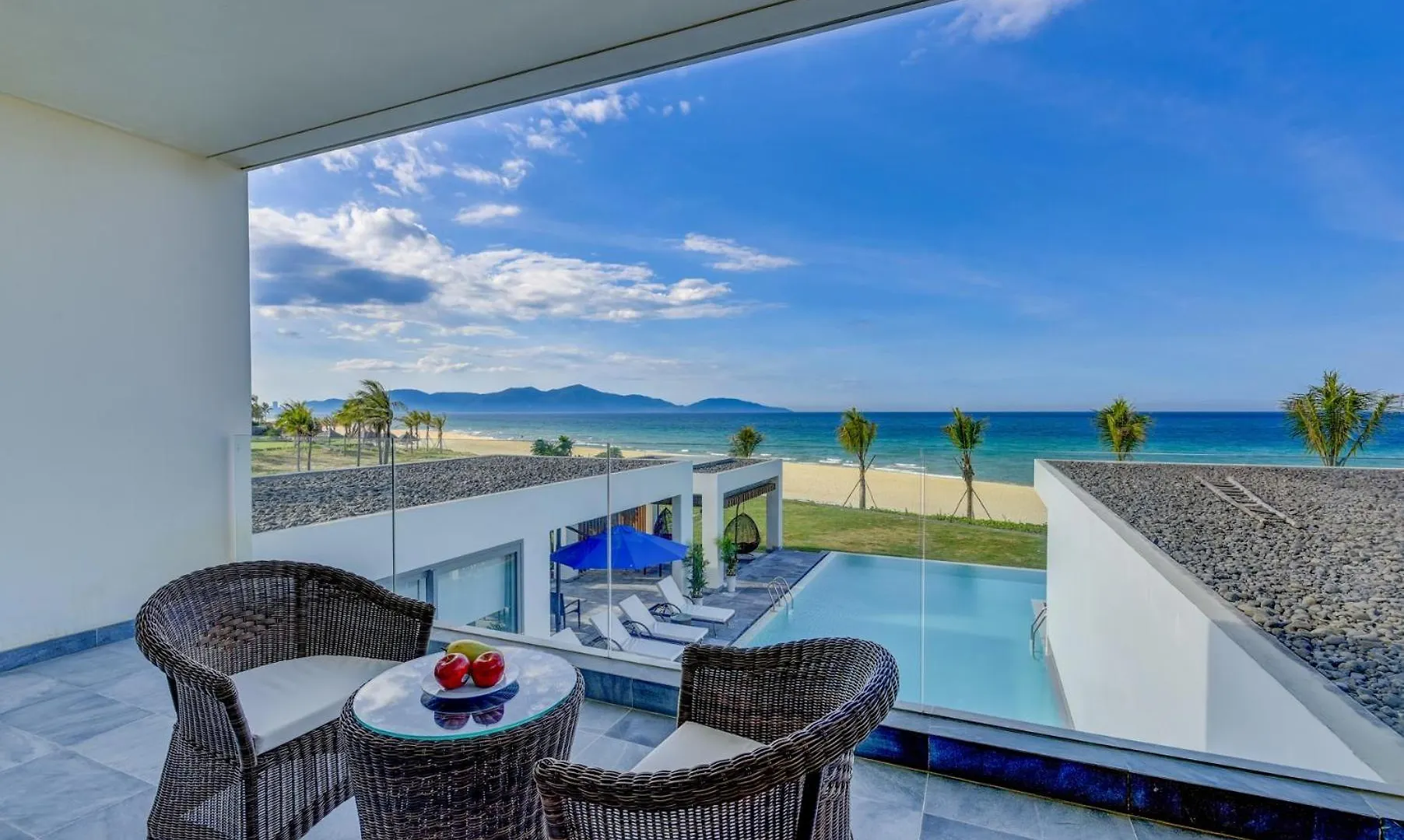 Golden Beachside Resort Danang 5*, Da Nang Vietnam