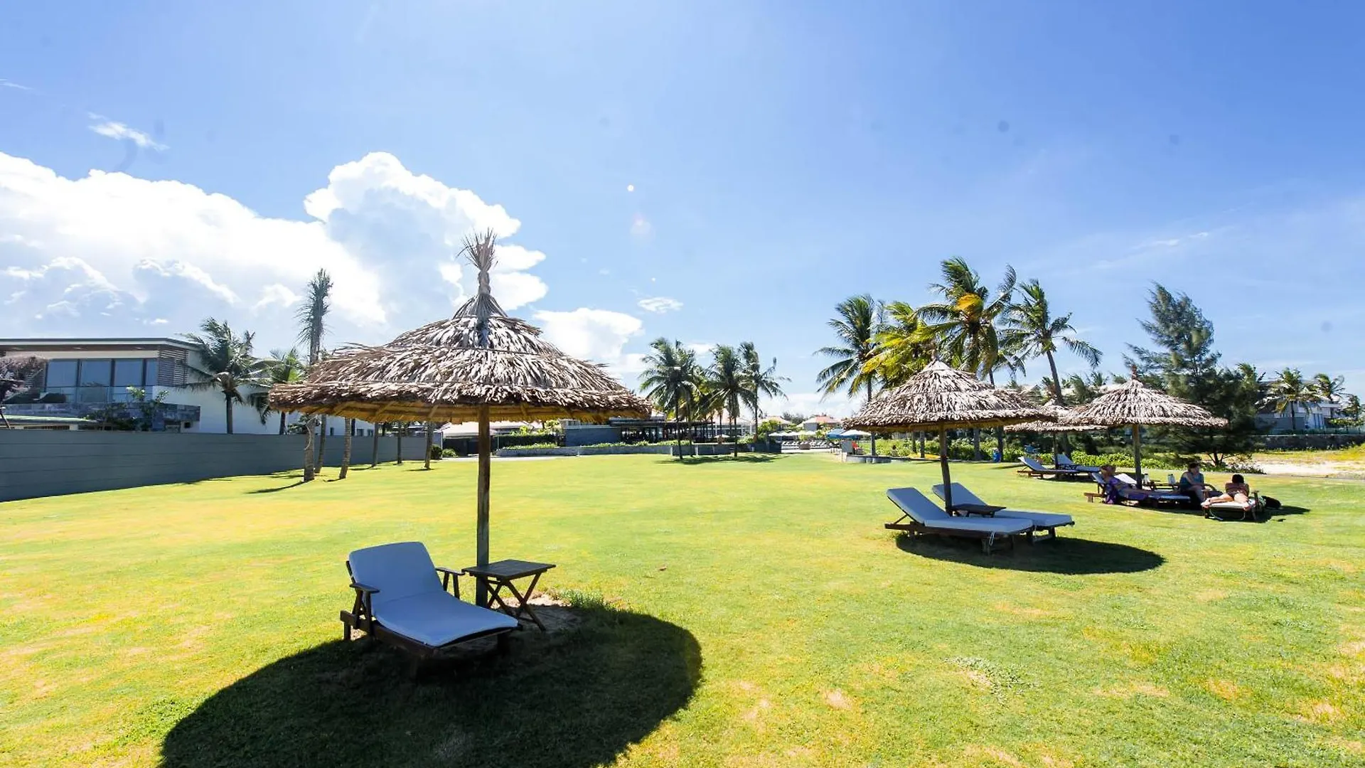Golden Beachside Resort Danang 5*, Da Nang Vietnam